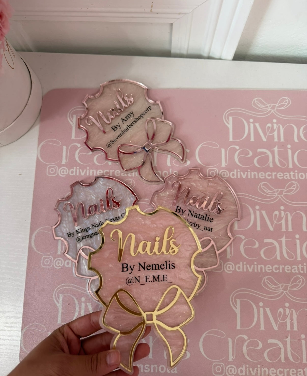 Bow Nail tech prop